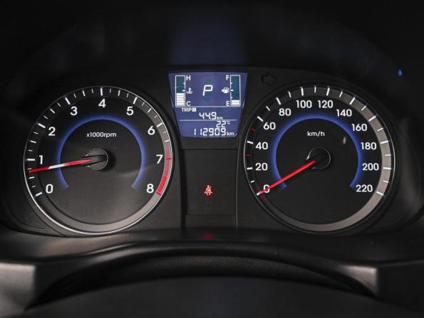 Hyundai Solaris I Рестайлинг с пробегом 2015 года, цена 1 113 000 рублей, 112909 км, седан, Автокод Объявления