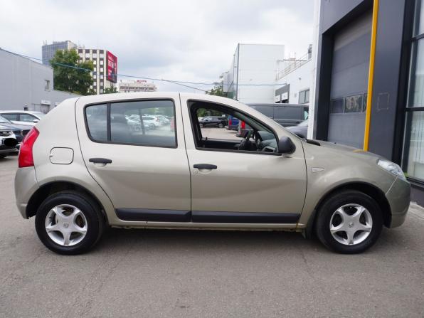 Renault Sandero I с пробегом 2010 года, цена 550 000 рублей, 88383 км, хэтчбек, Автокод Объявления