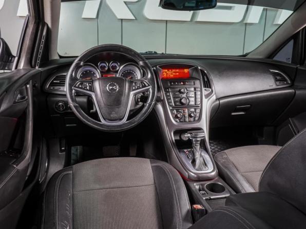 Opel Astra J с пробегом 2011 года, цена 749 000 рублей, 149141 км, хэтчбек, Автокод Объявления