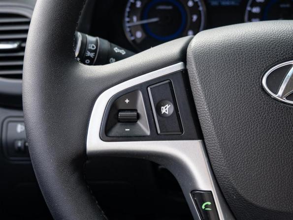 Hyundai Solaris I Рестайлинг с пробегом 2014 года, цена 790 000 рублей, 143515 км, хэтчбек, Автокод Объявления