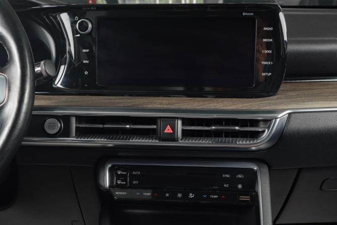Kia K5 III с пробегом 2020 года, цена 2 559 000 рублей, 93800 км, седан, Автокод Объявления