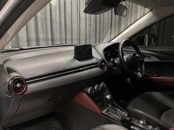Mazda CX-3 I с пробегом 2017 года, цена 1 590 000 рублей, 92210 км, внедорожник, Автокод Объявления