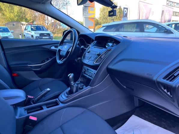Ford Focus III Рестайлинг с пробегом 2017 года, цена 1 249 000 рублей, 110173 км, хэтчбек, Автокод Объявления