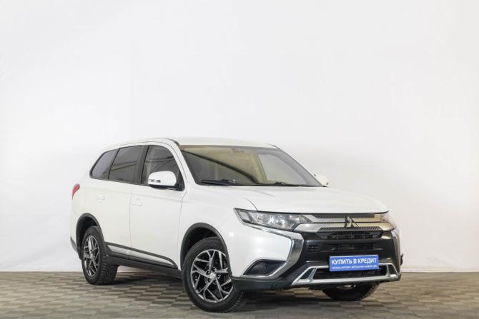 Mitsubishi Outlander III Рестайлинг 3 с пробегом 2018 года, цена 1 799 000 рублей, 224000 км, внедорожник, Автокод Объявления