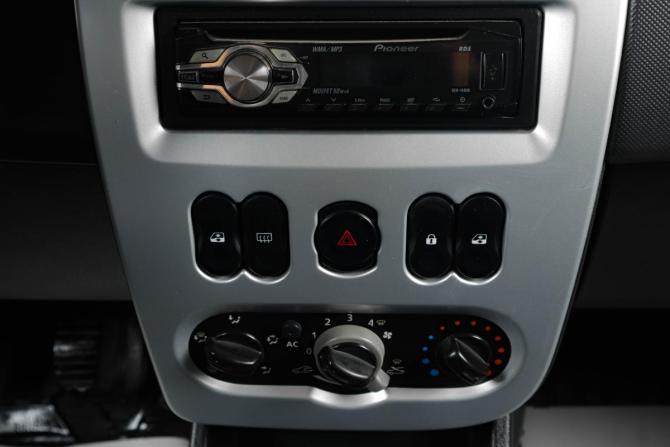Renault Sandero I с пробегом 2011 года, цена 559 000 рублей, 285000 км, хэтчбек, Автокод Объявления