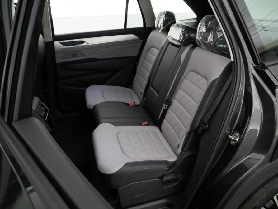 Volkswagen Tavendor I Москва  - изображение 9