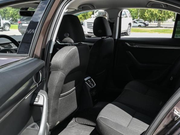 Skoda Octavia III (A7) Рестайлинг с пробегом 2018 года, цена 1 559 000 рублей, 182126 км, лифтбек, Автокод Объявления