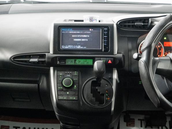 Toyota Wish II Рестайлинг с пробегом 2014 года, цена 1 500 000 рублей, 158722 км, минивэн, Автокод Объявления