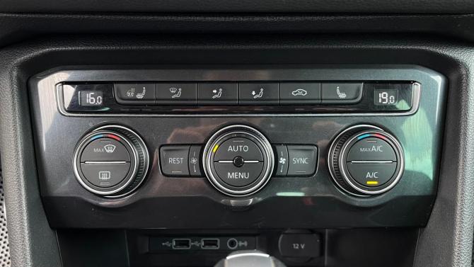 Volkswagen Tiguan II с пробегом 2020 года, цена 2 640 000 рублей, 58215 км, внедорожник, Автокод Объявления
