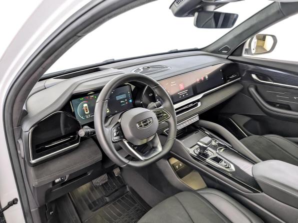 Geely Monjaro I с пробегом 2024 года, цена 3 600 000 рублей, 24510 км, внедорожник, Автокод Объявления