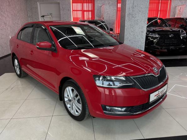 Skoda Rapid I Рестайлинг с пробегом 2019 года, цена 1 645 000 рублей, 88368 км, лифтбек, Автокод Объявления
