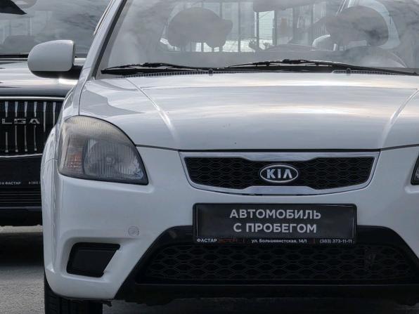 Kia Rio II Рестайлинг с пробегом 2011 года, цена 536 000 рублей, 258272 км, хэтчбек, Автокод Объявления