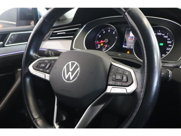 Volkswagen Passat B8 Рестайлинг с пробегом 2021 года, цена 2 230 800 рублей, 80600 км, седан, Автокод Объявления