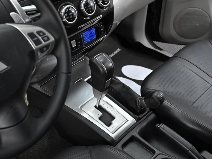 Mitsubishi Pajero Sport II Москва  - изображение 9