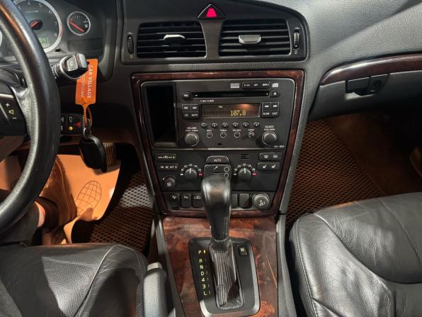 Volvo S60 I Рестайлинг с пробегом 2008 года, цена 555 000 рублей, 282419 км, седан, Автокод Объявления