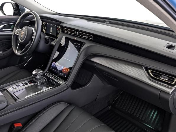 Hongqi H5 II с пробегом 2024 года, цена 2 999 000 рублей, 26209 км, седан, Автокод Объявления