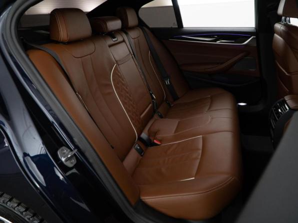 BMW 5 серии VII (G30/G31/G38) с пробегом 2019 года, цена 4 386 444 рубля, 54863 км, седан, Автокод Объявления