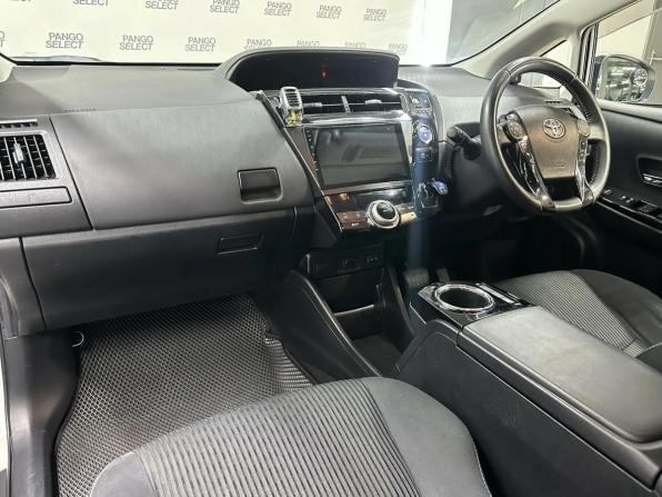 Toyota Prius Alpha I (ZVW40/41) Рестайлинг с пробегом 2017 года, цена 1 690 000 рублей, 108606 км, универсал, Автокод Объявления