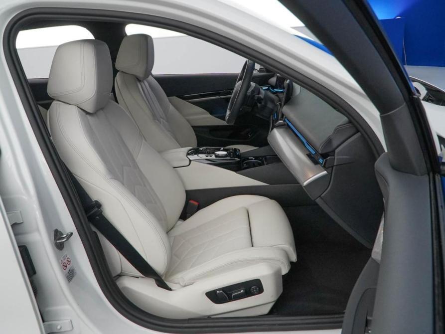 BMW 5 серии VIII (G60/G61/G68) Москва  - изображение 8
