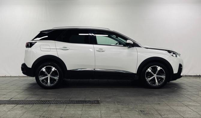 Peugeot 3008 II с пробегом 2017 года, цена 1 600 000 рублей, 117002 км, внедорожник, Автокод Объявления