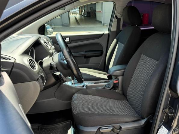 Ford Focus II Рестайлинг с пробегом 2010 года, цена 679 000 рублей, 216143 км, хэтчбек, Автокод Объявления