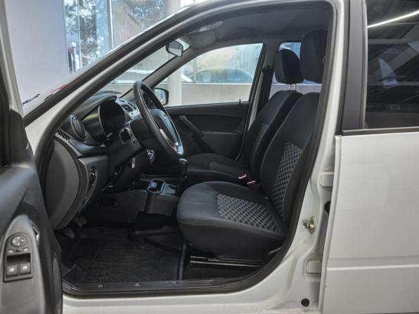 Lada (ВАЗ) Granta I Рестайлинг с пробегом 2023 года, цена 870 000 рублей, 56760 км, седан, Автокод Объявления