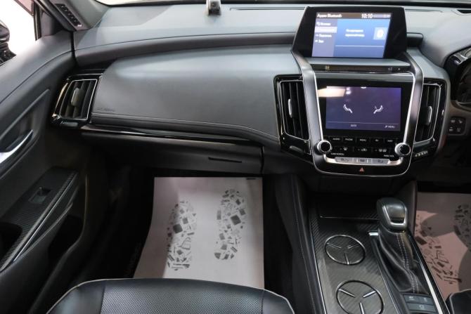 Toyota Crown XV (S220) с пробегом 2019 года, цена 3 899 000 рублей, 116000 км, седан, Автокод Объявления