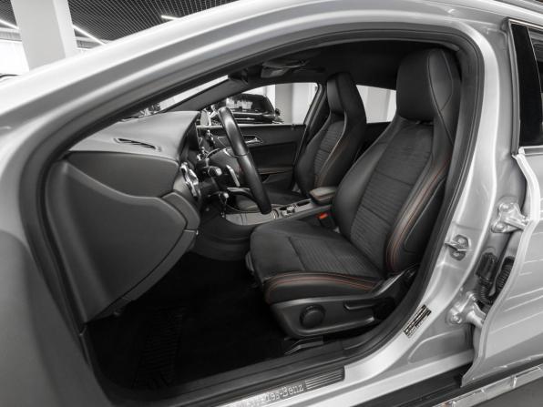 Mercedes-Benz GLA I (X156) Рестайлинг с пробегом 2018 года, цена 2 790 000 рублей, 81658 км, внедорожник, Автокод Объявления