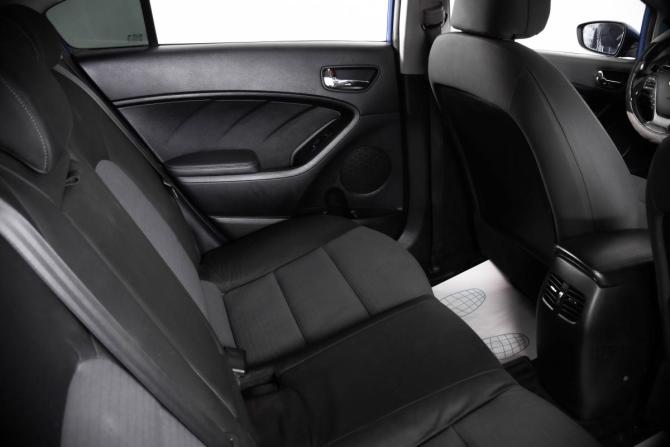 Kia Cerato III с пробегом 2014 года, цена 949 000 рублей, 307560 км, седан, Автокод Объявления