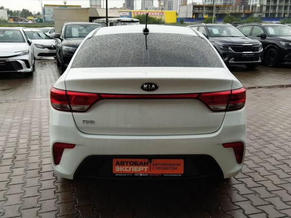 Kia Rio IV с пробегом 2017 года, цена 1 349 000 рублей, 107500 км, седан, Автокод Объявления