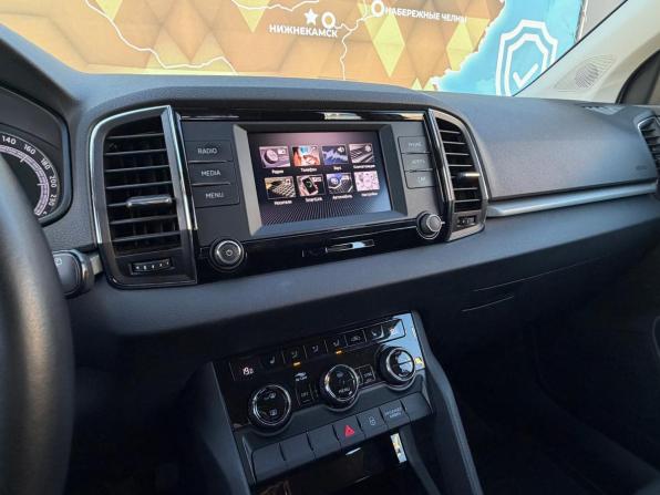 Skoda Karoq I с пробегом 2022 года, цена 2 610 000 рублей, 80203 км, внедорожник, Автокод Объявления