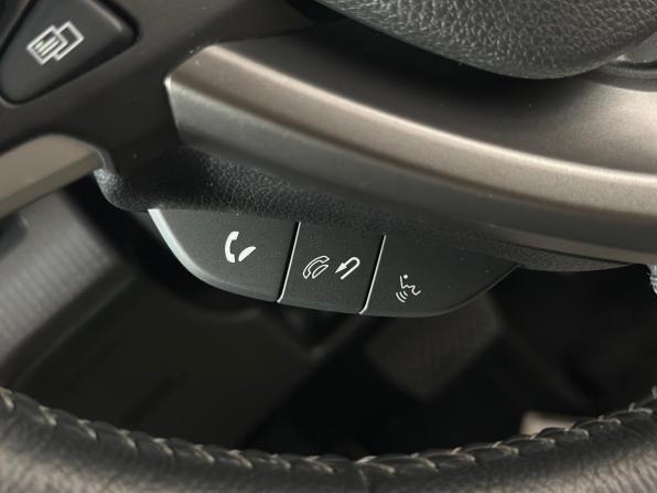 Honda Stepwgn V Рестайлинг с пробегом 2019 года, цена 2 540 000 рублей, 88965 км, минивэн, Автокод Объявления
