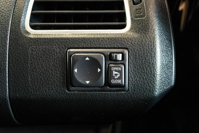 Nissan Serena IV (C26) с пробегом 2011 года, цена 1 418 000 рублей, 109669 км, минивэн, Автокод Объявления
