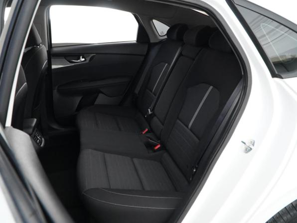 Kia Cerato IV с пробегом 2018 года, цена 1 831 444 рубля, 87045 км, седан, Автокод Объявления