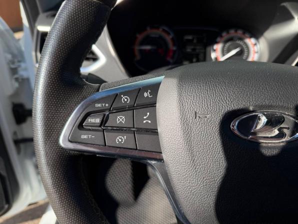 Lada (ВАЗ) Vesta I Рестайлинг (NG) с пробегом 2023 года, цена 1 290 000 рублей, 62933 км, седан, Автокод Объявления