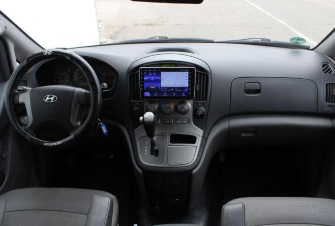 Hyundai Grand Starex I с пробегом 2011 года, цена 1 250 000 рублей, 235122 км, минивэн, Автокод Объявления