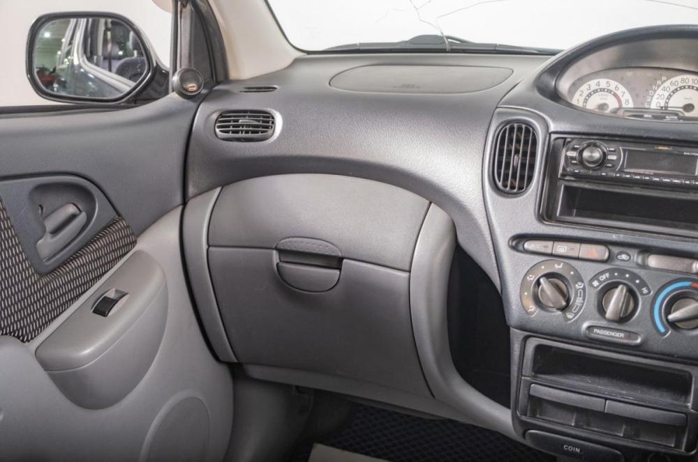 Toyota FunCargo Томск  - изображение 12