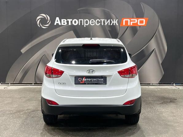 Hyundai ix35 I Рестайлинг с пробегом 2014 года, цена 1 220 000 рублей, 111878 км, внедорожник, Автокод Объявления