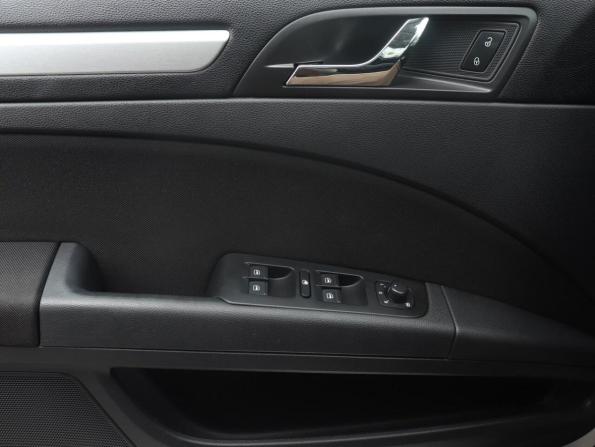 Skoda Superb II Рестайлинг с пробегом 2014 года, цена 1 236 000 рублей, 194964 км, лифтбек, Автокод Объявления