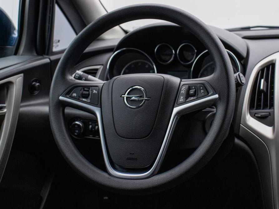 Opel Astra J Москва  - изображение 16