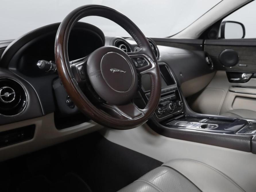 Jaguar XJ IV (X351) Москва  - изображение 14