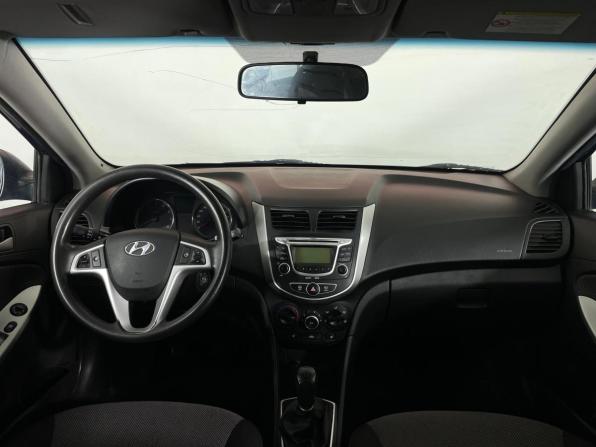 Hyundai Solaris I с пробегом 2013 года, цена 633 000 рублей, 236340 км, седан, Автокод Объявления