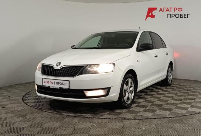 Skoda Rapid I с пробегом 2016 года, цена 720 000 рублей, 267714 км, лифтбек, Автокод Объявления