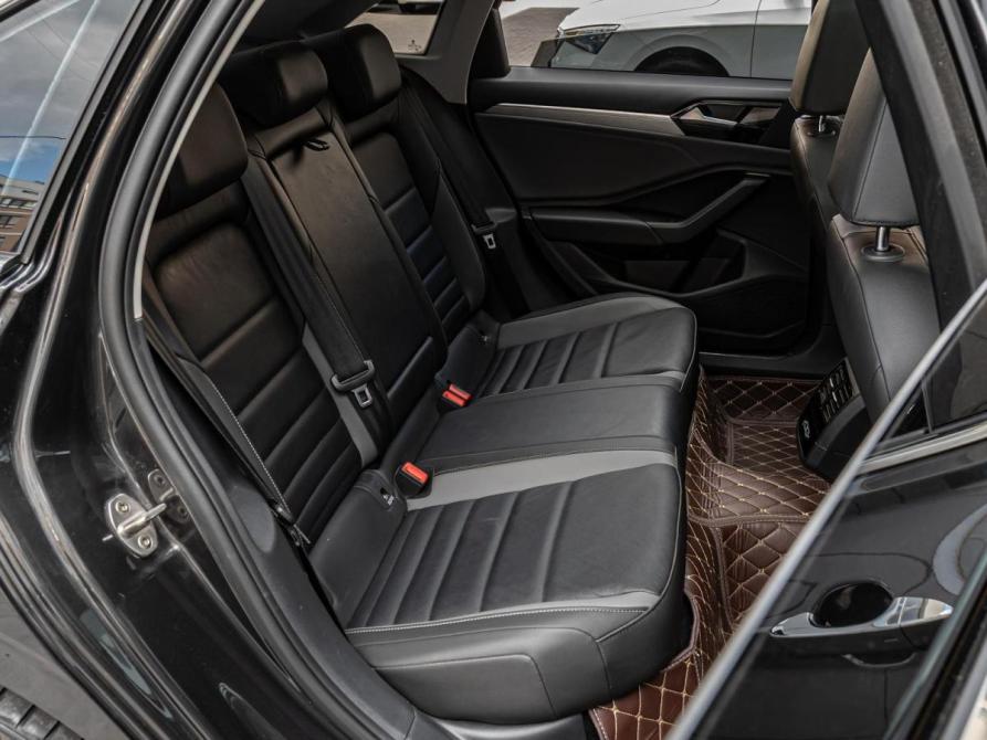 Volkswagen Sagitar III Краснодар  - изображение 7