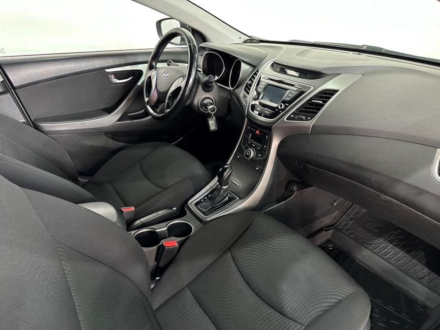 Hyundai Elantra V (MD) Рестайлинг Москва  - изображение 10
