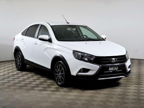 Lada (ВАЗ) Vesta I с пробегом 2018 года, цена 1 048 000 рублей, 71561 км, седан, Автокод Объявления