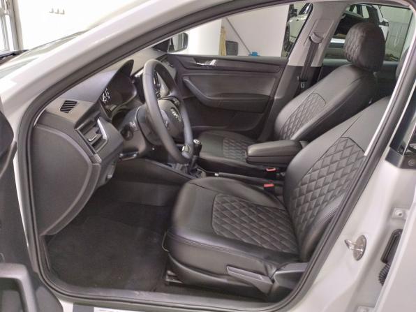 Skoda Rapid II с пробегом 2021 года, цена 1 570 000 рублей, 53582 км, лифтбек, Автокод Объявления