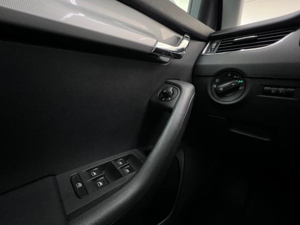 Skoda Octavia III (A7) с пробегом 2014 года, цена 1 299 000 рублей, 207908 км, лифтбек, Автокод Объявления