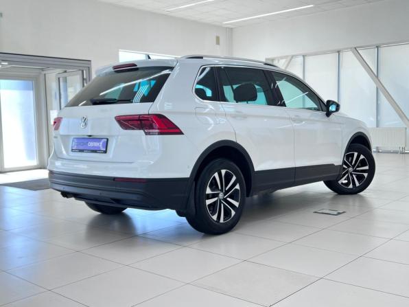 Volkswagen Tiguan II с пробегом 2019 года, цена 2 200 000 рублей, 111047 км, внедорожник, Автокод Объявления