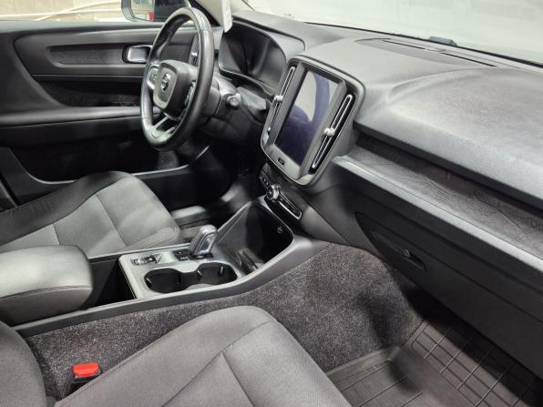 Volvo XC40 I с пробегом 2019 года, цена 2 310 000 рублей, 75600 км, внедорожник, Автокод Объявления